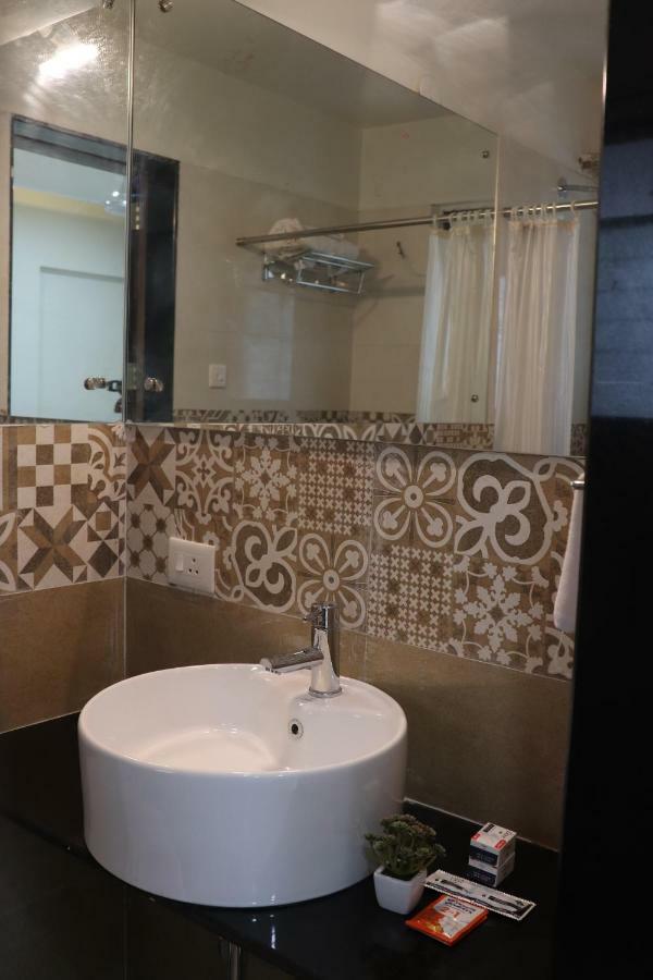 Emerald Vista Luxury Suites Pune Zewnętrze zdjęcie